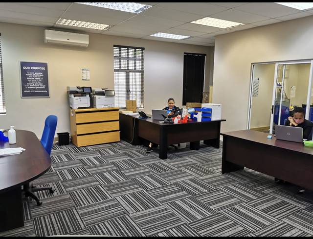 400M² OFFICE TO LET IN ESSENWOOD